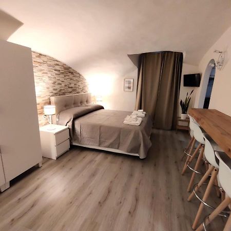 Il Salotto Di Napoli - Guest House Esterno foto
