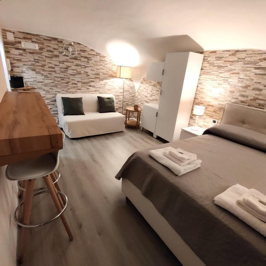 Il Salotto Di Napoli - Guest House Esterno foto